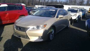 Wash Reservoir Without Headlamp Washers Fits 13-18 LEXUS ES300H 1422492 - Picture 1 of 7
