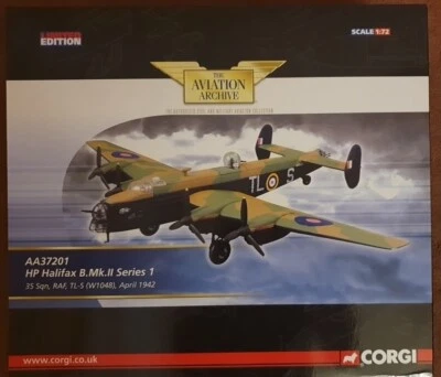 Corgi Aviation AA37201 HP Halifax B.II Serie 1 35 Sqn RAF TL-S Abril 1942 Foto 1 de 3