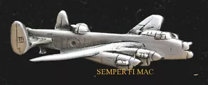 MADE IN USA! AVRO LANCASTER BOMBARDIERE RAF CAPPELLO PELTRO SPILLA LABPEL WW2 RCAF WING WOW - Foto 1 di 1