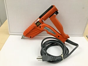 3M POLYGUN LT Adhesive Applicator Hot Glue Gun 150 Watts - Picture 1 of 17