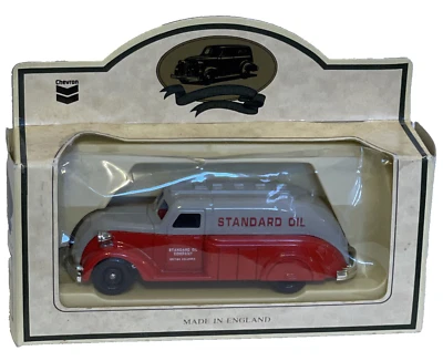 Diecast 1935 Streamline Gas Tanker LLEDO PLC Chevron Standard Oil Co. 1994 #15 - Image 1 of 4