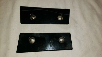 1997-1999 OEM Mitsubishi 3000GT Pair of Spoiler End Caps Black - Image 1 of 2