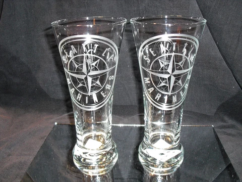 SEATTLE MARINERS 2 ETCHED LOGO 20 oz PILSNER GLASSES NEW Cover