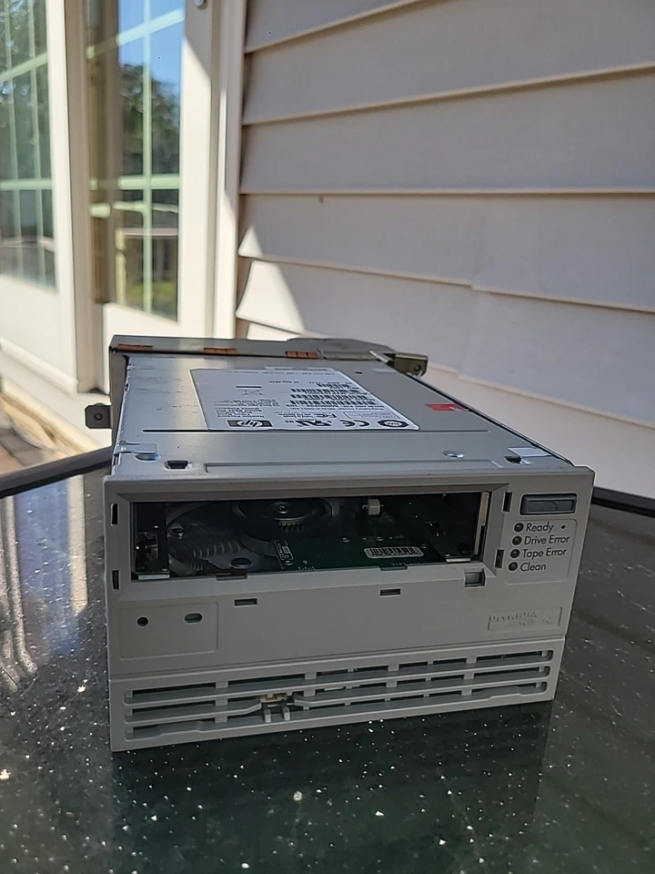 Overland NEO 4000 Tape Drive Ultrium LTO-4 LTO4 (FC) Fiber Channel  - Image 1 of 4