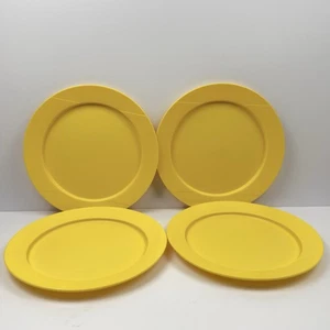 TUPPERWARE Yellow Dinner Plates Set 5547A-1 2 3 4 Complete Vintage Plastic NEW - Picture 1 of 13