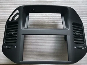 Front Dash Center Air Outlet Vent for Mitsubishi Pajero Montero MK3 2001-2006 - Picture 1 of 2