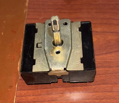 VIKING VEDO205 8 位置烤箱开关 PJ030001 二手 已测试 — 第 1/2 张图片