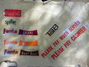 Vintage Menü Brett Einsätze Fanta Sprite Tab Cola bitte zahlen dünner Kunststoff Posten - Bild 1 von 6