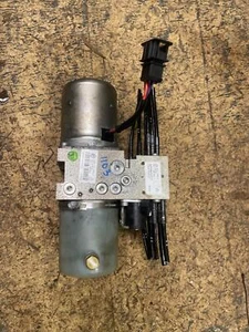 2007-2016 VOLKSWAGEN EOS CONVERTIBLE RETRACTABLE ROOF TOP HYDRAULIC PUMP MOTOR - Picture 1 of 6