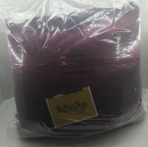 HSN 2er-Pack weiche & gemütliche Kunstfellkissen 18"x18" in Farbe Weinrot (lila) - Bild 1 von 4