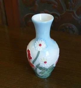 Minature Old Tupton Ware Vase - Picture 1 of 4