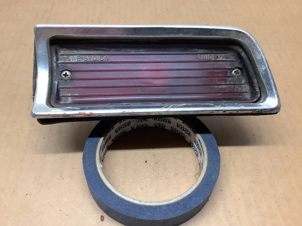 Chevy Malibu Chevelle 1964 luz trasera derecha usada conductor diario o restauración Foto 1 de 3