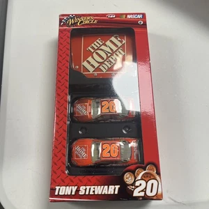 TONY STEWART #20 The Home Depot HOOD W/2 1:64 CARS NASCAR Winner Circle 90021 - Picture 1 of 4