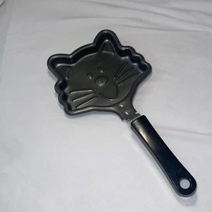 Kitten Face Shape Non Stick Mini Omelette Egg Pancake Frying Pan With Handle - Picture 1 of 2