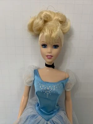 Muñeca de colección Mattel 2004 Disney's Cinderella Twinkle Lights Light Up Sound Foto 1 de 4