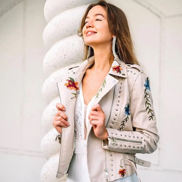 Chaqueta de cuero sintético para mujer grande flor floral Ella Blossom Bloemenjack Foto 1 de 4