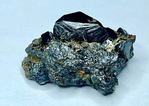 Ematite, cristallo molto grande, Isola d'elba - Foto 1 di 4