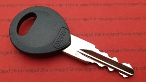 APRILIA BUELL GILERA KTM MOTO GUZZI SUZUKI TRIUMPH YAMAHA KEY CUT TO CODE PHOTO - Picture 1 of 2