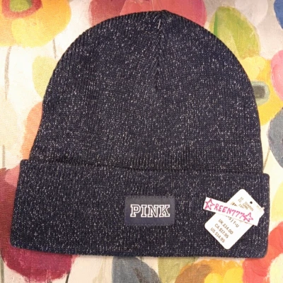 Victoria's Secret 闪亮 Beanie 针织帽子 银色 灰色 全新 + 标签 粉色 标志 — 第 1/4 张图片