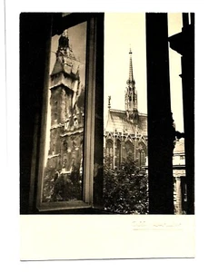 1950's Black & White.. Photo Postcard.. by Albert Monier, 164 Tableau De Paris - Picture 1 of 2