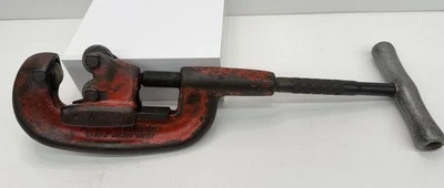 RIGID 2A Heavy Duty No. 1-2 Pipe Cutter Tool 1/8 in To 2” NICE CONDITION - Image 1 of 4