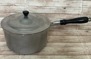 Vintage Majestic 4qt Wood Handle Lid Two Spout Cookware Pot Pan 9”x4.5” Aluminum - Picture 1 of 14