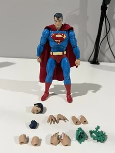 Mafex Batman Hush Superman - Picture 1 of 1