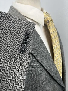 JOS A BANK Men’s Gray Tweed Herringbone Wool Sport Coat Blazer Jacket Size 44 XL - Picture 1 of 12