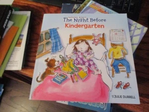 Night Before Kindergarten by Natasha Wing (2001, Trade Paperback) - Foto 1 di 2