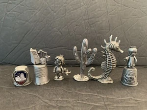 Vintage Konvolut Zinn Miniaturen Kaktus Seepferdchen Mädchen & 3 Souvenir Fingerhüte Nachlass - Bild 1 von 9