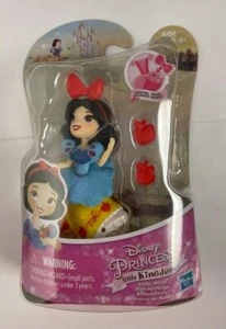 NEW Disney Princess Little Kingdom Snap Ins Doll SNOW WHITE - Picture 1 of 1