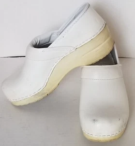 DANSKO Shoes Women EU 36 White Professional Nursing Leather Slip Ons Clogs Y2K - Picture 1 of 7