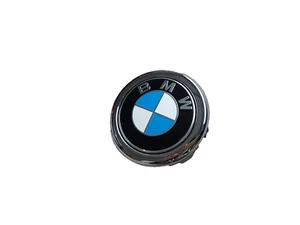 BMW Serie 1 F20 F21 LCI azionamento emblema apri portellone 7248535 - Foto 1 di 6