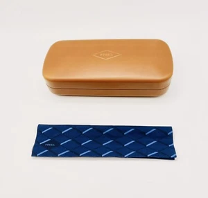 Fossil glasses / sunglasses case New With Cleaning Cloth 15x6.5x3.5 cm In Tan - Picture 1 of 4