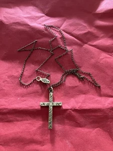 Vintage 12K Gold filled Etched Cross Gold Filled 19 inch Chain Necklace Marked - Picture 1 of 4