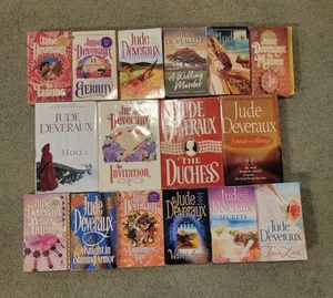 Jude Deveraux Books Lot Of 16 4 Hard 12 Soft - Imagen 1 de 1