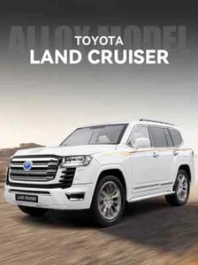 1/18 TOYOTA LC300 LAND CRUISER WHITE - Picture 1 of 2