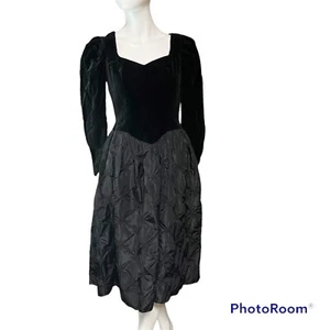 Vintage Black Velvet Dress size Small Taffeta Sweetheart 80s Party Costume Prom - Picture 1 of 12