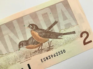 1986 Canada 2 Dollars Uncirculated Banknote EGN Prefix Thiessen Crow AA166 - Picture 1 of 11