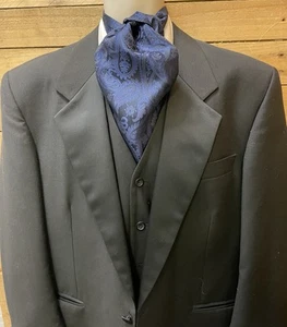 Men’s Hisdern Cravat, Blue & Black Paisley Pattern - Picture 1 of 4