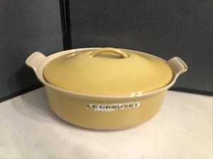 Le Creuset France #26 Warm Honey Yellow Enamel Oval Cast Iron Covered Casserole  - Picture 1 of 13