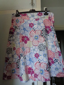 Handmade pretty ladies skirt size 12 flower pattern cotton, knee length - Picture 1 of 1