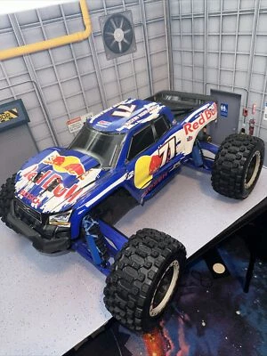 Traxxas XMAXX Blue 8s Wide X-Maxx Proline Tires Newly Upgraded , No Remote - Image 1 of 4