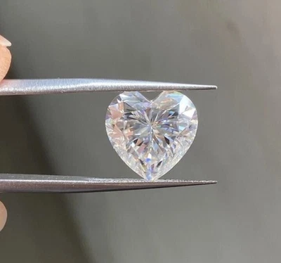  1.46ct Heart Cut Lab Grown Diamond IGI Certified F VS1 EX Cut Retail $1,000+ - Image 1 of 4