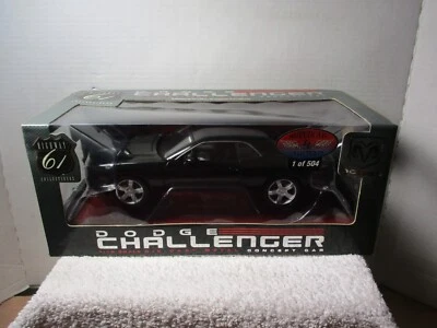 1/18 HIGHWAY 61 BLACK DODGE CHALLENGER CONCEPT 1 OF 504 - Image 1 of 4