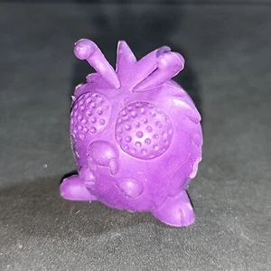 Venonat_ Mr Day_ Parmalat_ Pokemon Figur_ Nintendo 2000 - Bild 1 von 5