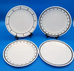 Corelle Black and White by Corning Dinner Set Of 4 - 10 1/4" Discontinued - Picture 1 of 9