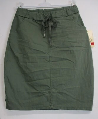 LagenLook Ladies Stretchy 76% Viscose 'Magic' Short Skirt One Size:Regular&Plus - Image 1 of 4