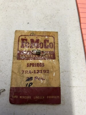 NOS FORD 7RA-12192-A  FORD MERCURY DISTRIBUTOR SPRINGS FLATHEAD PAIR - Image 1 of 2