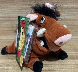 "Bolsa de frijoles de peluche Pumba Rey León Disney 8"" CON SONIDOS Pumba Parques Disney EXCELENTE" - Imagen 1 de 4